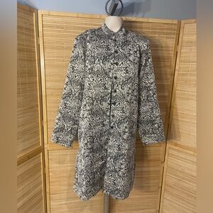 Chicos Black Gold Metallic Floral Button Front Duster Jacket size 1 M 8 silk